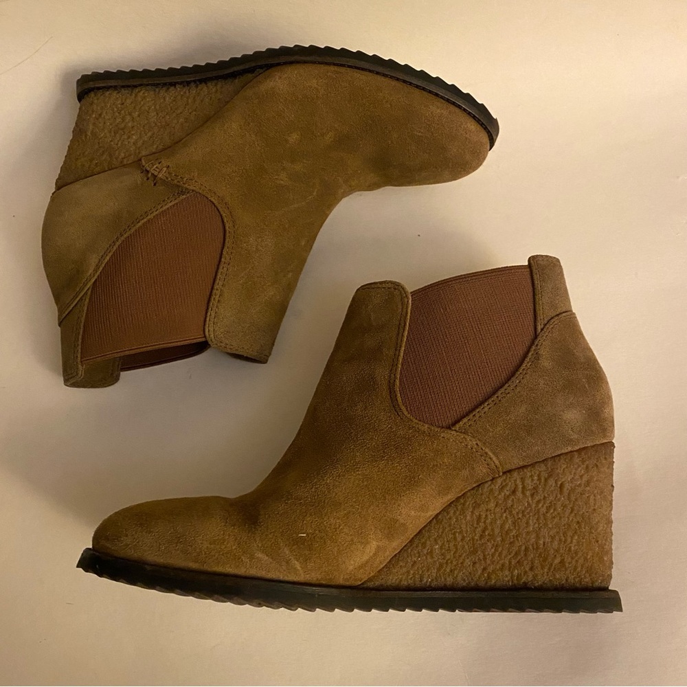 Trask Tatom brown suede wedge ankle bootie boots 8.5